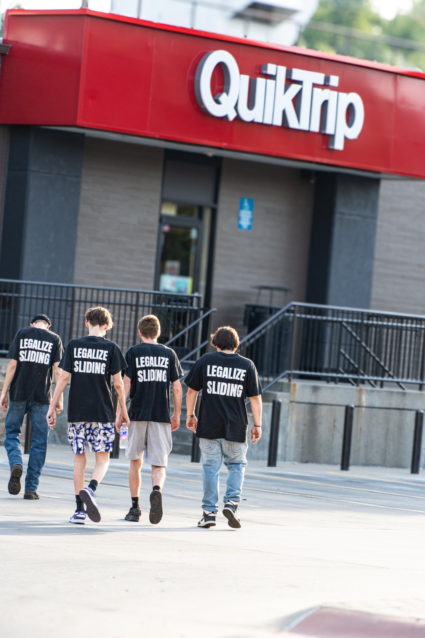 Legalize Sliding Shirt